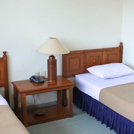 Hotel Winotosastro Garden Jogyakarta Zewnętrze zdjęcie