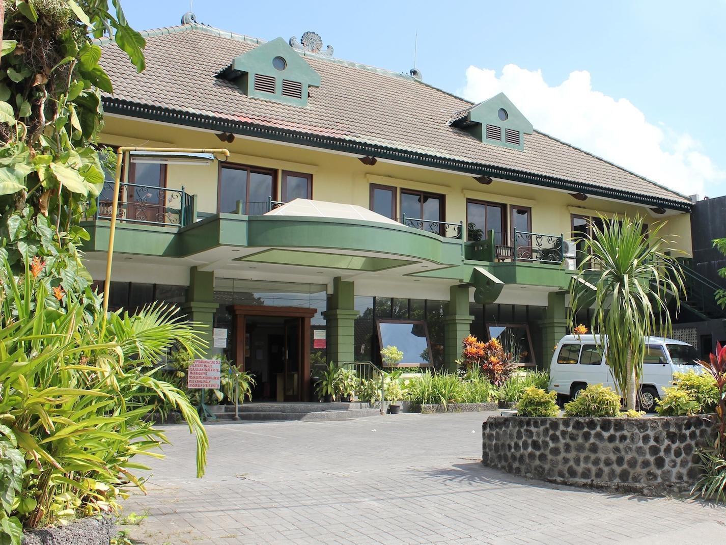 Hotel Winotosastro Garden Jogyakarta Zewnętrze zdjęcie