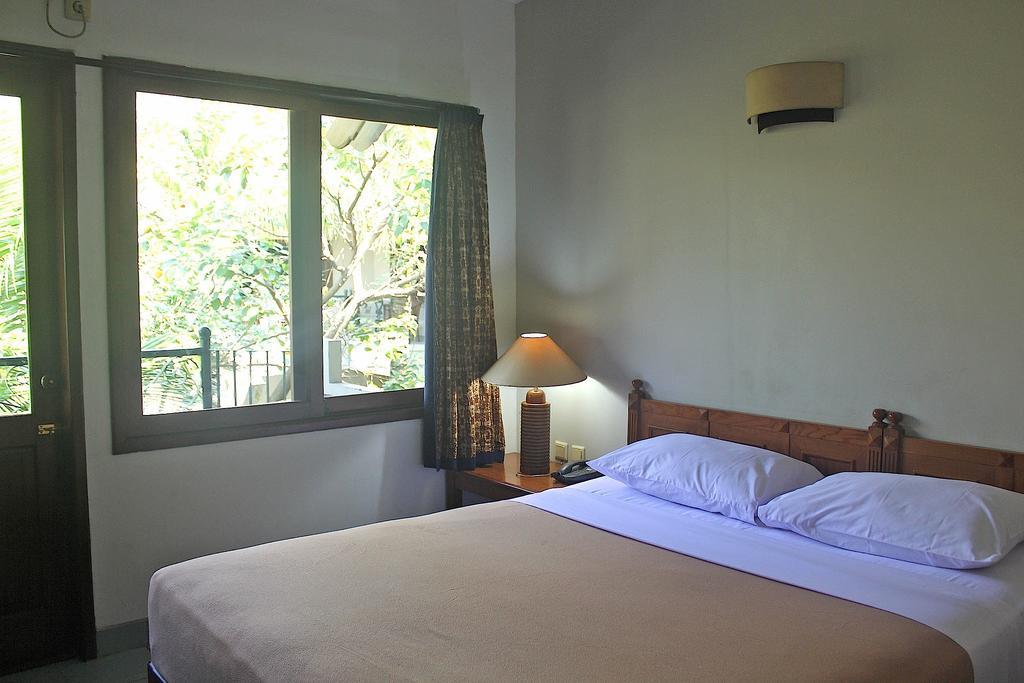Hotel Winotosastro Garden Jogyakarta Zewnętrze zdjęcie
